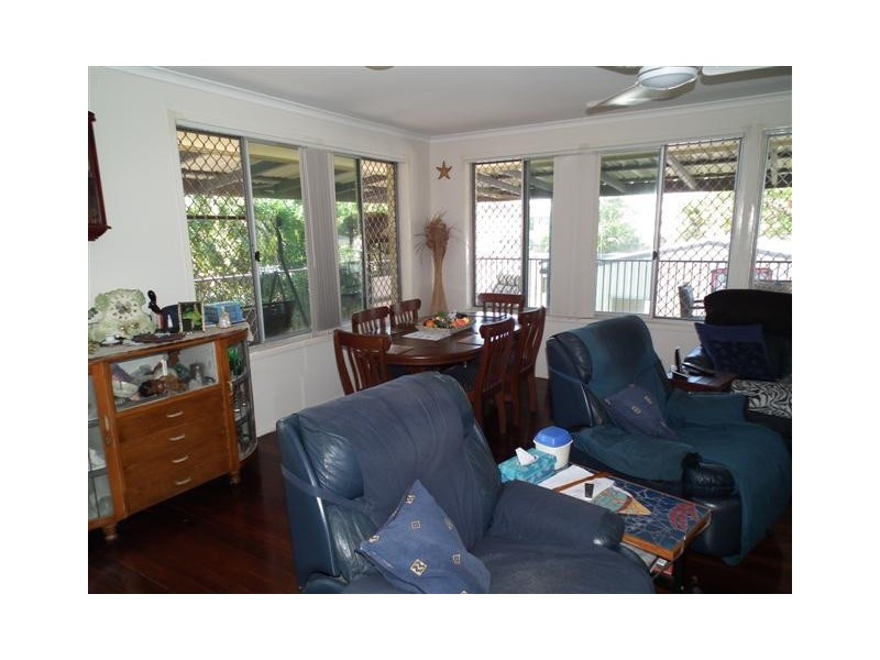 42 Long Street, Point Vernon QLD 4655