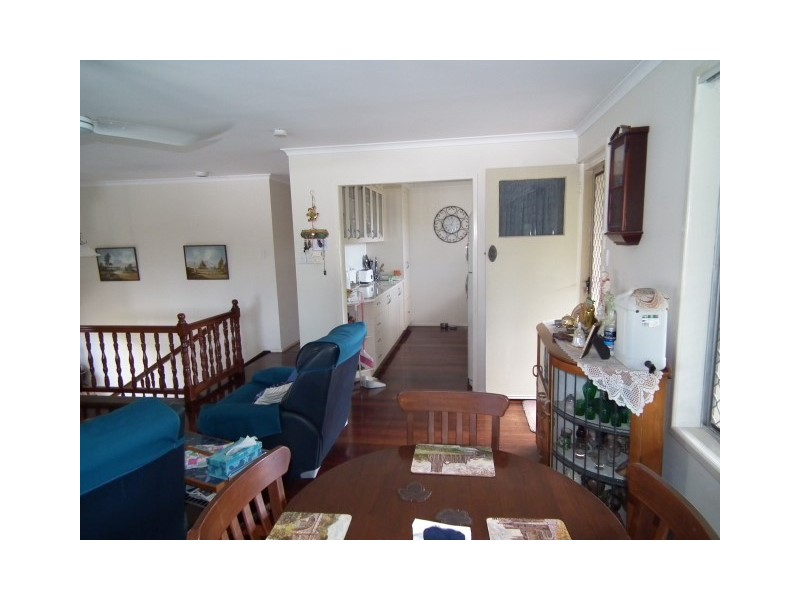 42 Long Street, Point Vernon QLD 4655
