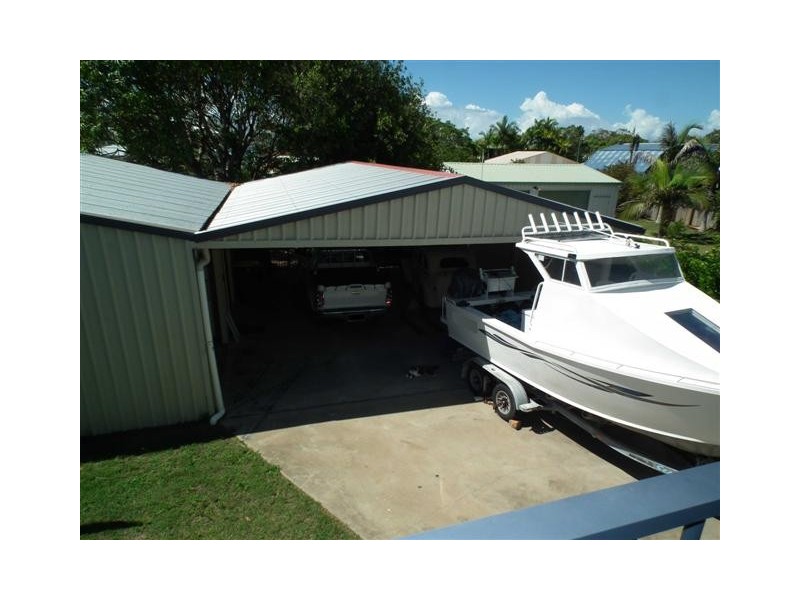42 Long Street, Point Vernon QLD 4655