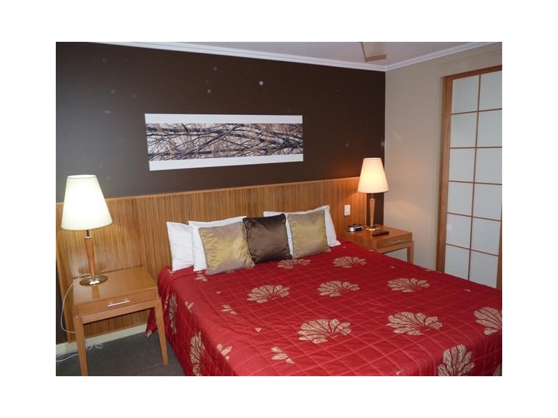 Unit 221/569 Esplanade, Urangan QLD 4655