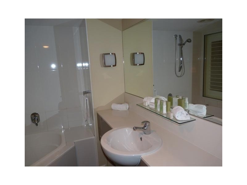 Unit 221/569 Esplanade, Urangan QLD 4655