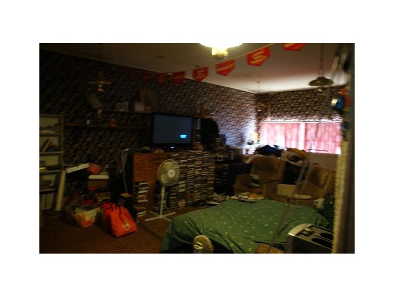 11 Victoria Street, Biggenden QLD 4621