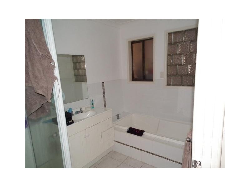 36 Romney Street, Pialba QLD 4655