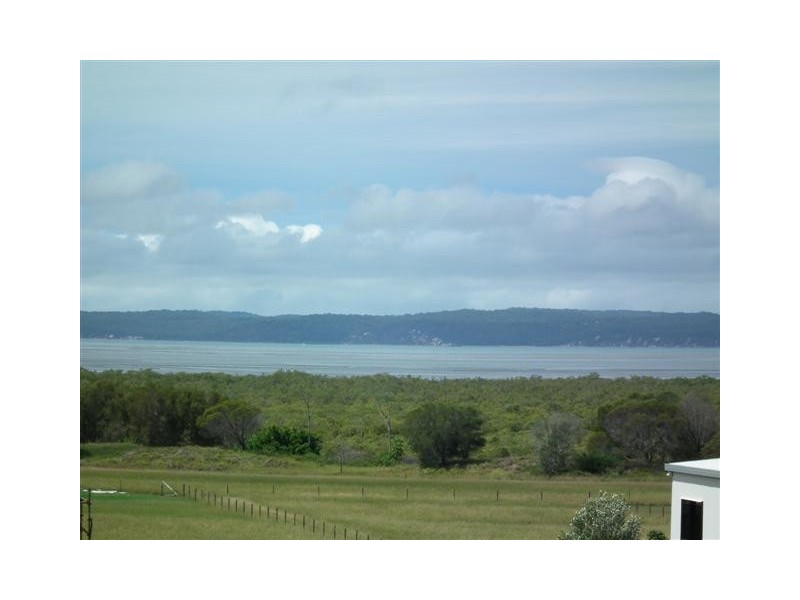 19 Woongoolbver Court, River Heads QLD 4655