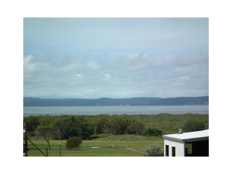 19 Woongoolbver Court, River Heads QLD 4655