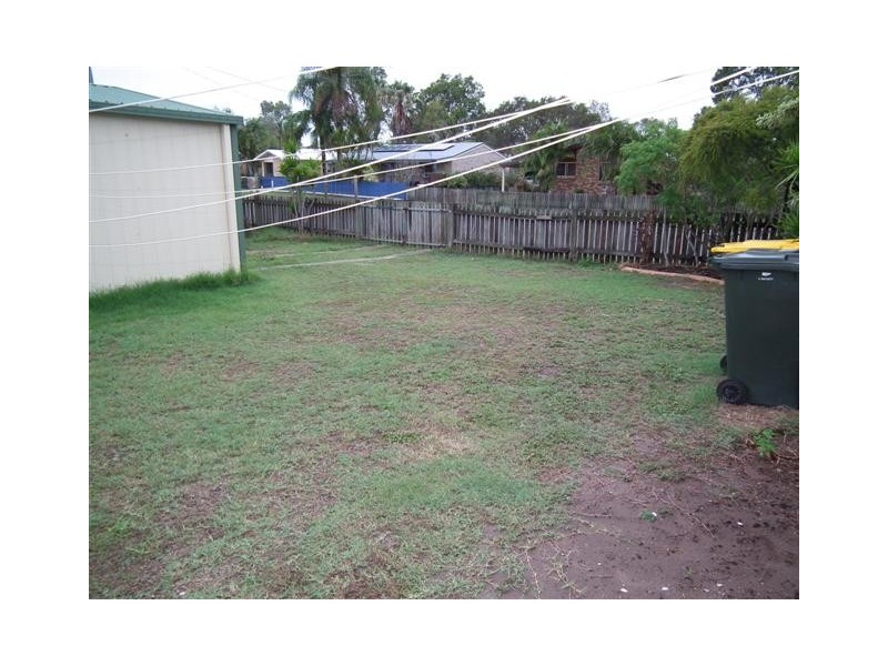 2 Caddy Avenue, Urraween QLD 4655