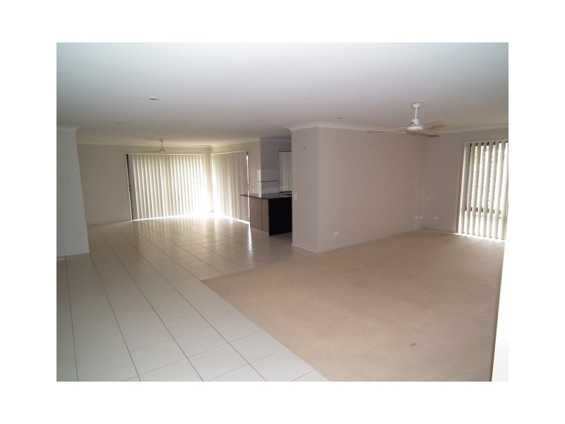 47 Lady Penrhyn Drive, Eli Waters QLD 4655