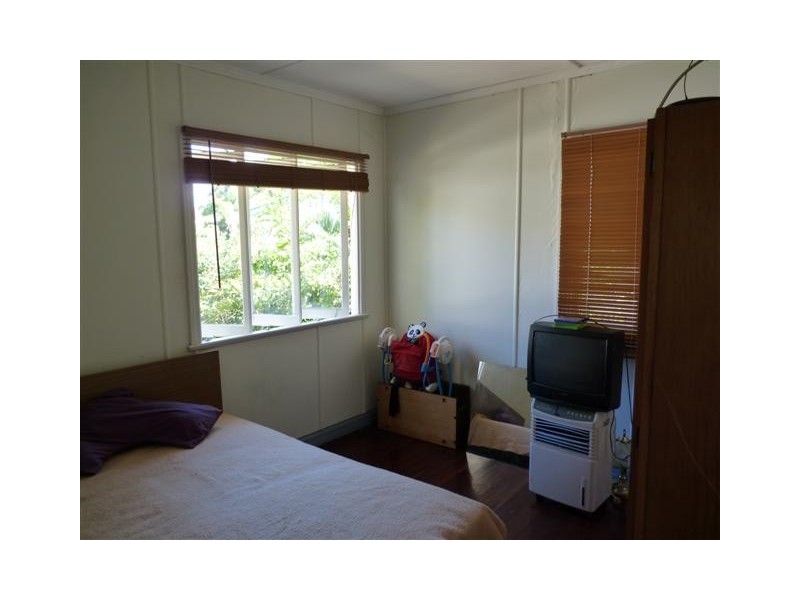 491 Esplanade, Torquay QLD 4655