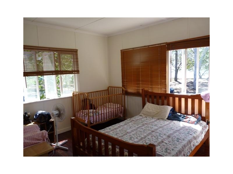 491 Esplanade, Torquay QLD 4655