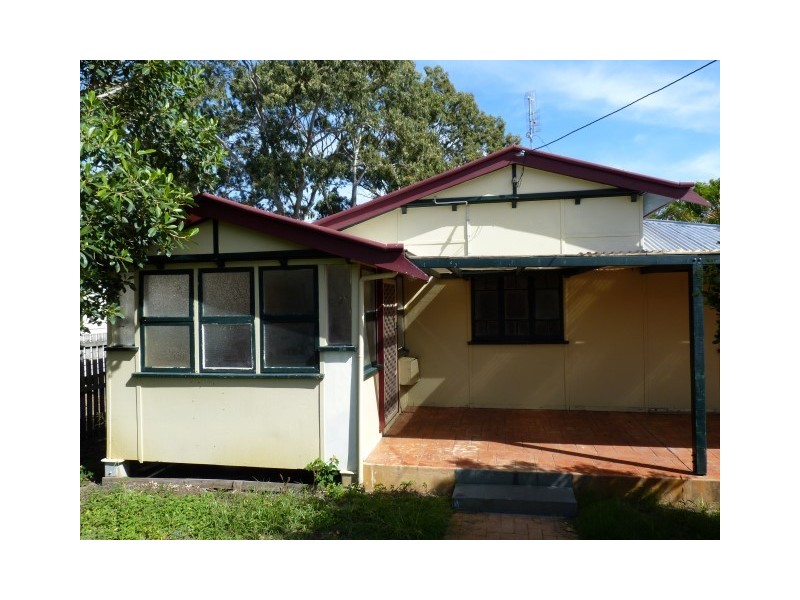 21 King Street, Urangan QLD 4655