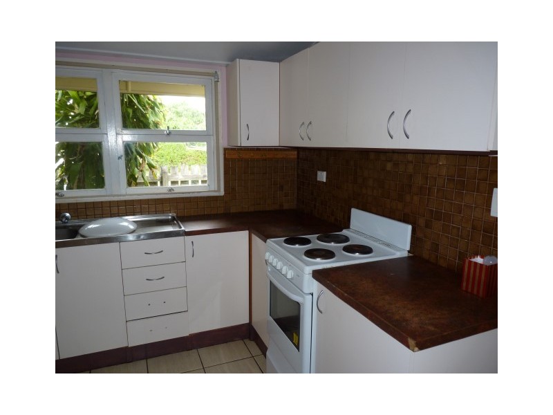 21 King Street, Urangan QLD 4655