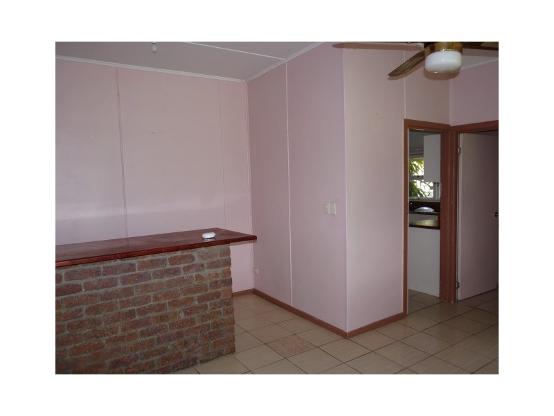 21 King Street, Urangan QLD 4655