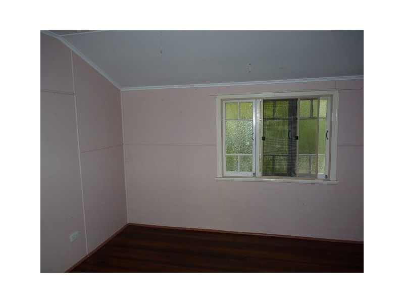 21 King Street, Urangan QLD 4655