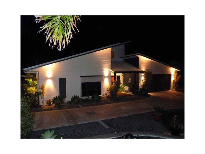 17 Cove Boulevard, River Heads QLD 4655