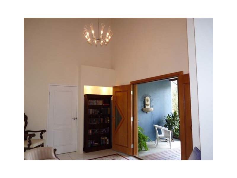 17 Cove Boulevard, River Heads QLD 4655