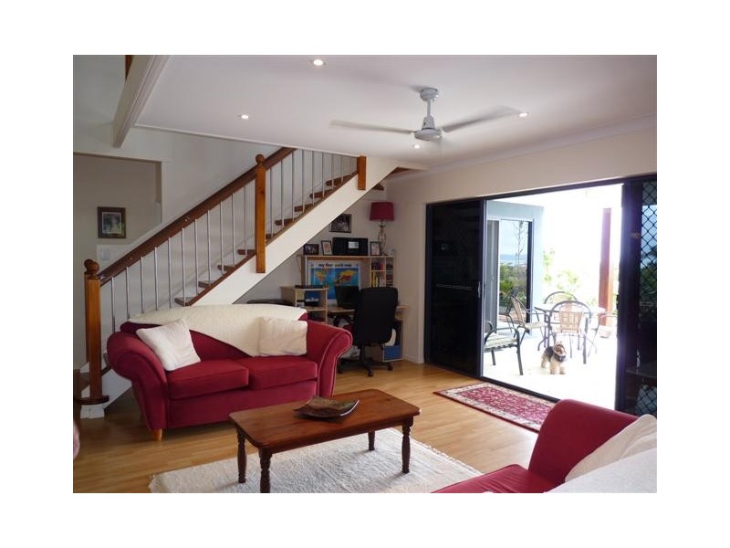 17 Cove Boulevard, River Heads QLD 4655