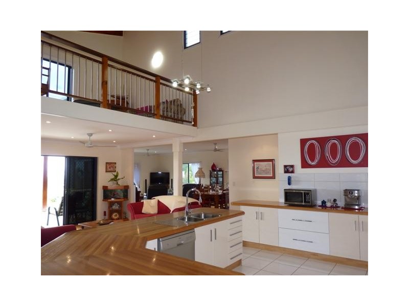 17 Cove Boulevard, River Heads QLD 4655