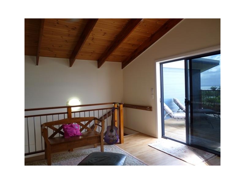 17 Cove Boulevard, River Heads QLD 4655