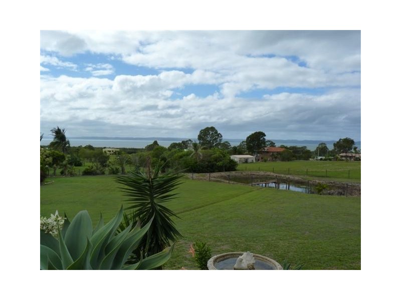 17 Cove Boulevard, River Heads QLD 4655