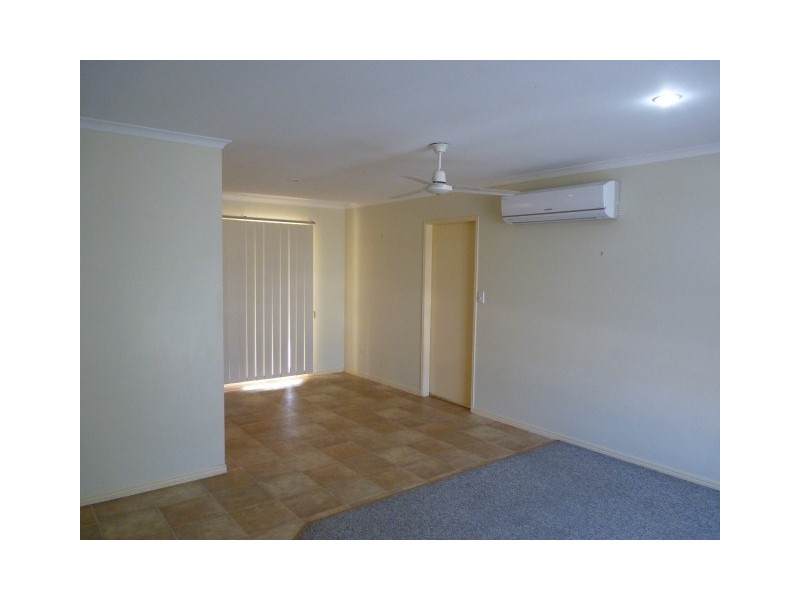125 Robert Street, Torquay QLD 4655