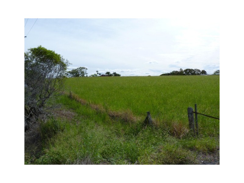 723 Pialba Burrum Heads Rd, Craignish QLD 4655