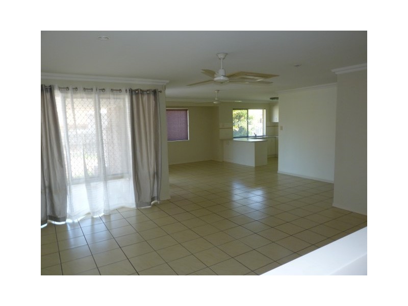 31 Abbey Court, Kawungan QLD 4655
