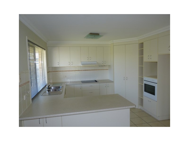 31 Abbey Court, Kawungan QLD 4655