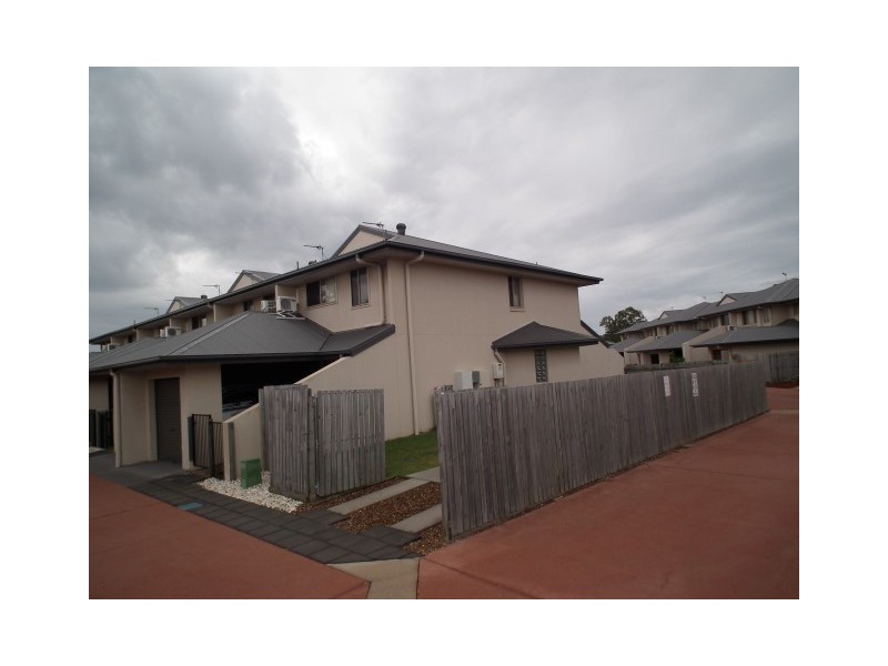 31/1 Ibis Boulevard, Eli Waters QLD 4655