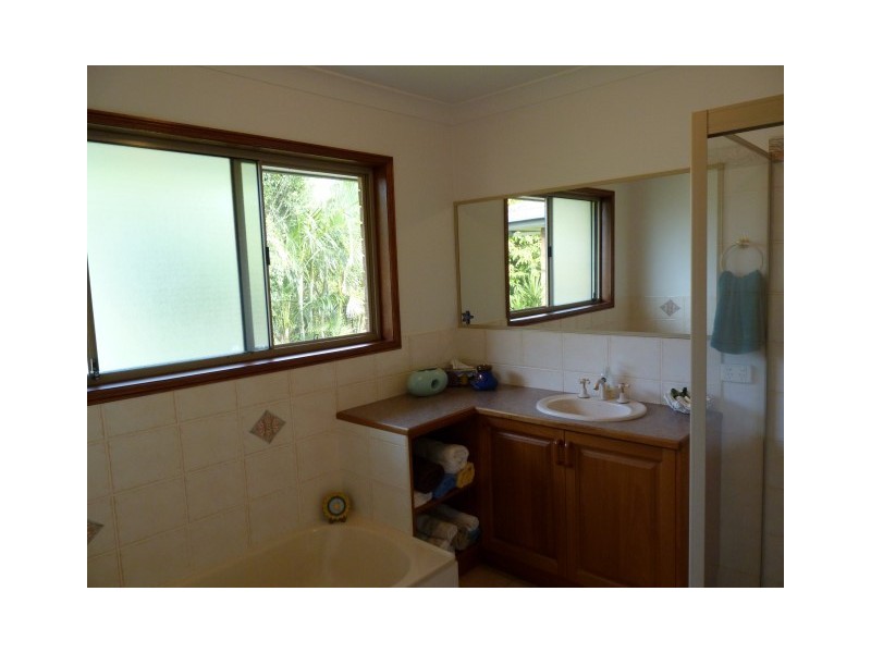 25 Baird Drive, Pialba QLD 4655