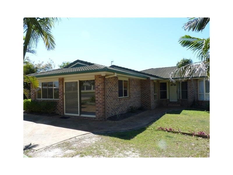 85 Christensen Street, Urraween QLD 4655