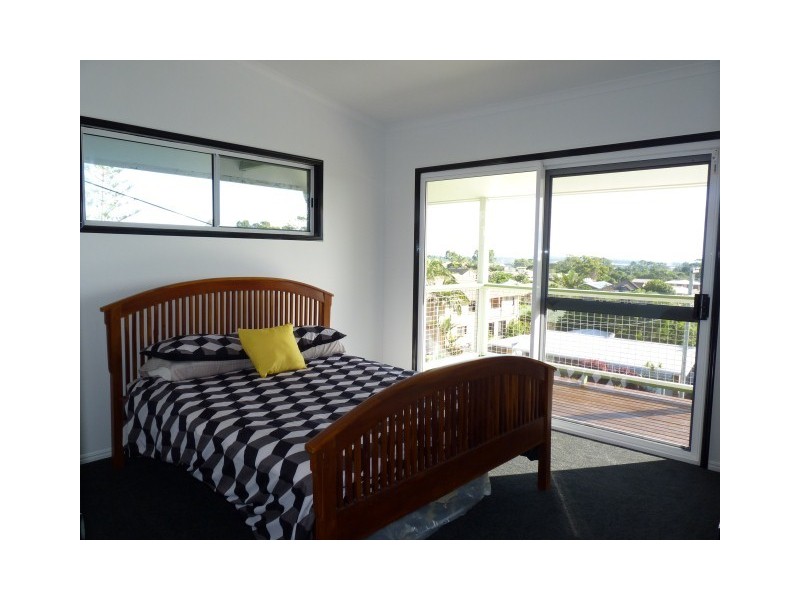 15 Waigani Ave, Kawungan QLD 4655