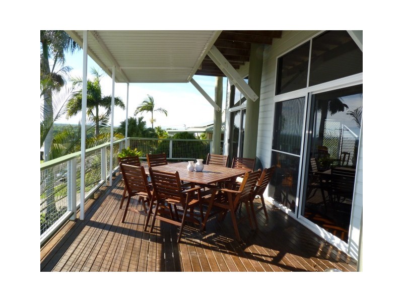 15 Waigani Ave, Kawungan QLD 4655