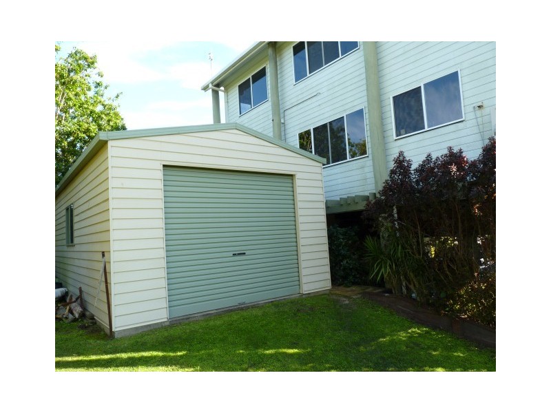 15 Waigani Ave, Kawungan QLD 4655