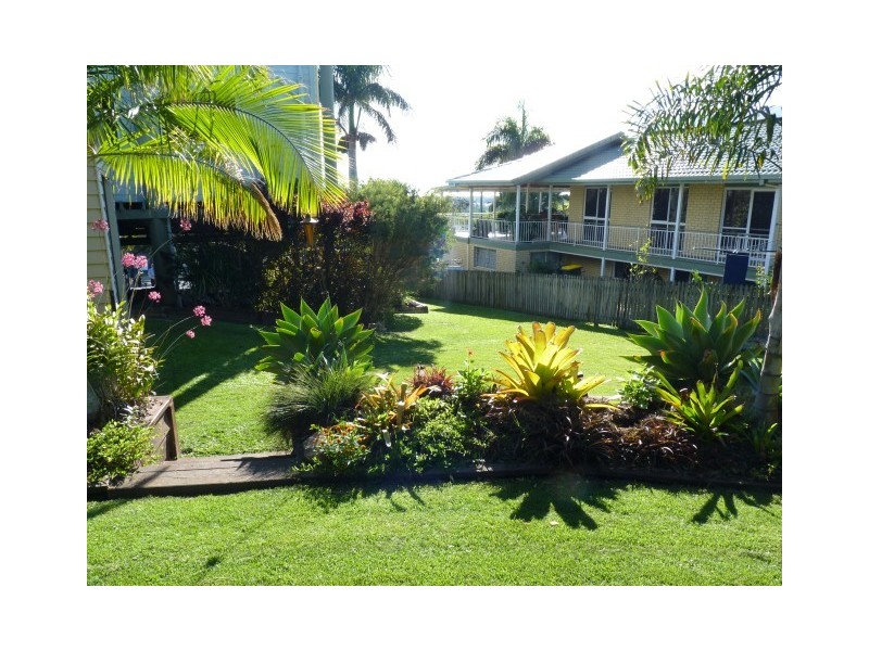 15 Waigani Ave, Kawungan QLD 4655