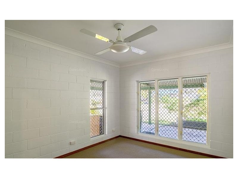 21 Barallen Close, Booral QLD 4655