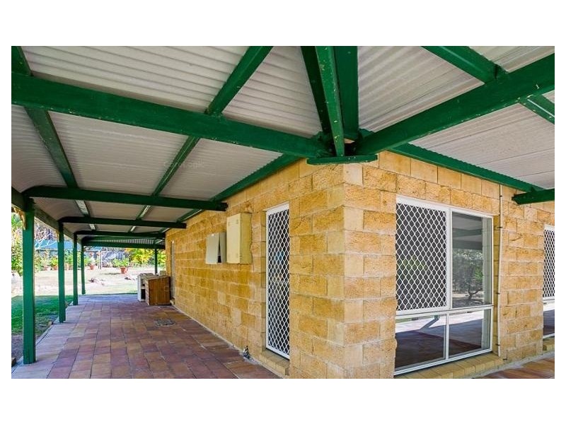 21 Barallen Close, Booral QLD 4655