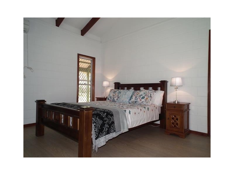 21 Barallen Close, Booral QLD 4655