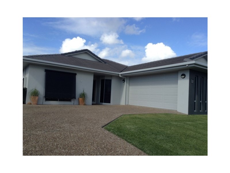 13 Rochester Court, Urraween QLD 4655