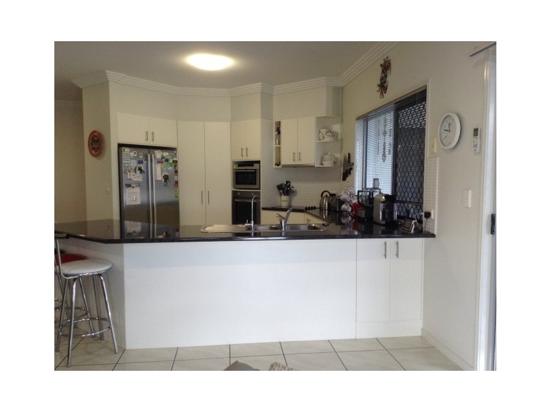 13 Rochester Court, Urraween QLD 4655