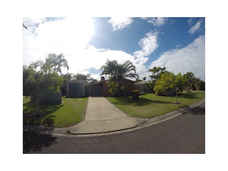 117 Hammond Street, Urangan QLD 4655