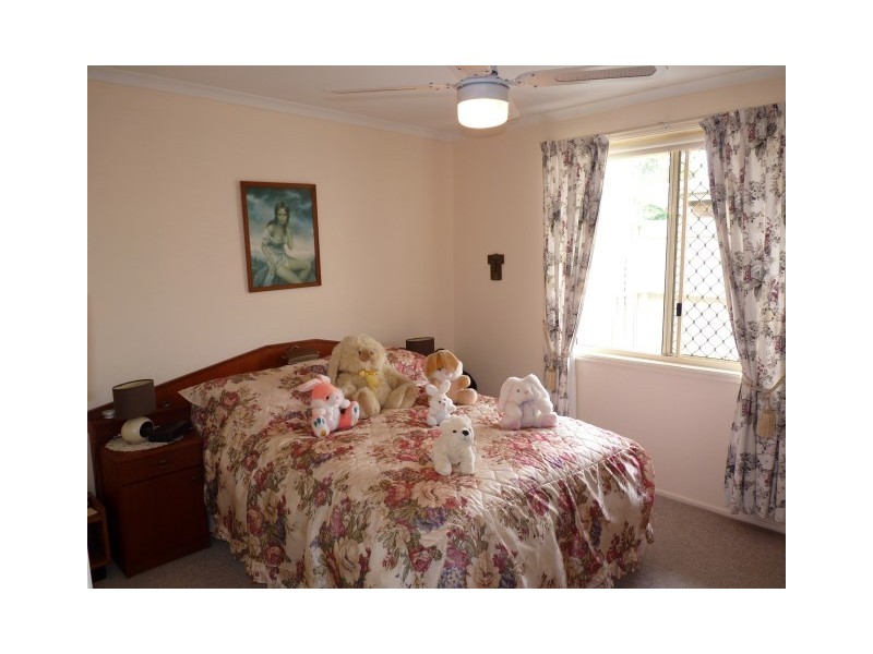 117 Hammond Street, Urangan QLD 4655