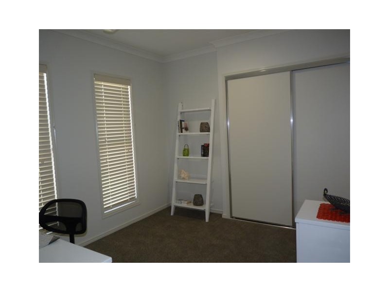 7 Belleni Court, Point Vernon QLD 4655