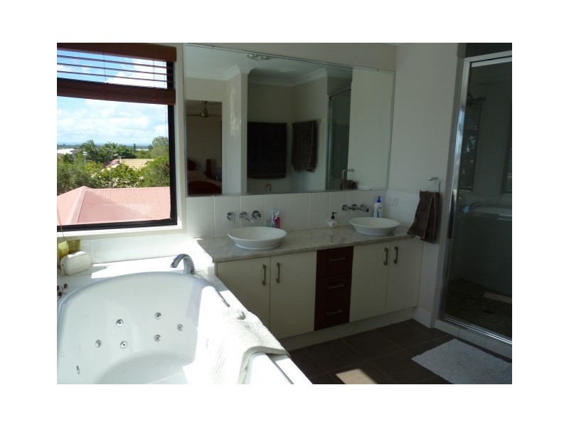 7 Lygon Court, Urraween QLD 4655