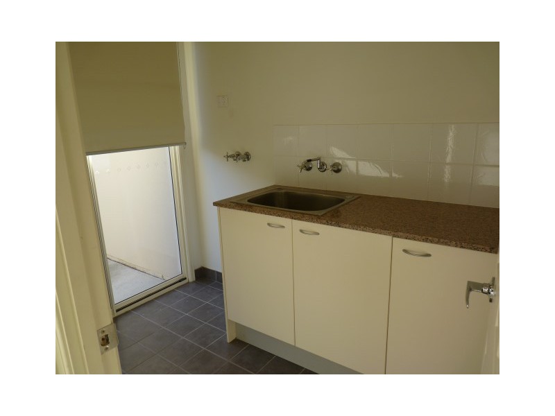 20 Whipbird Court, Urangan QLD 4655