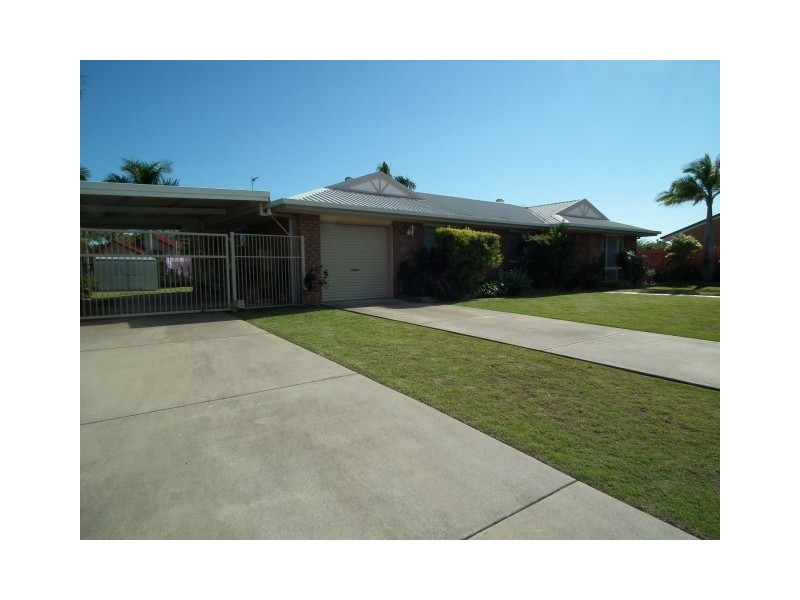 4 Kookaburra Drive, Eli Waters QLD 4655
