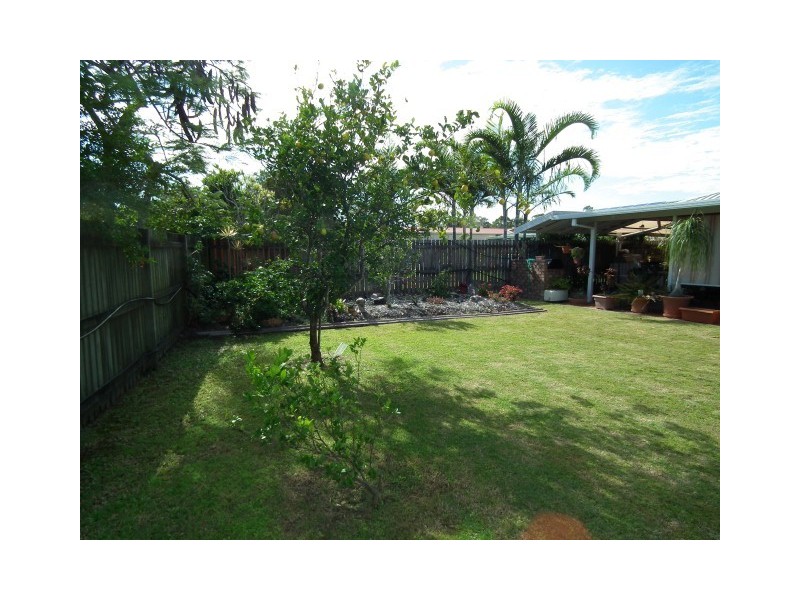 4 Kookaburra Drive, Eli Waters QLD 4655