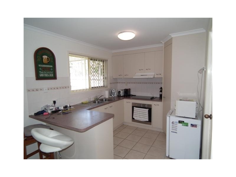 70 Banksia Street, Point Vernon QLD 4655