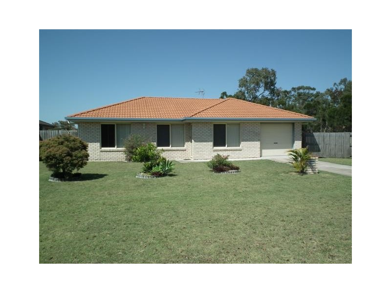 70 Banksia Street, Point Vernon QLD 4655