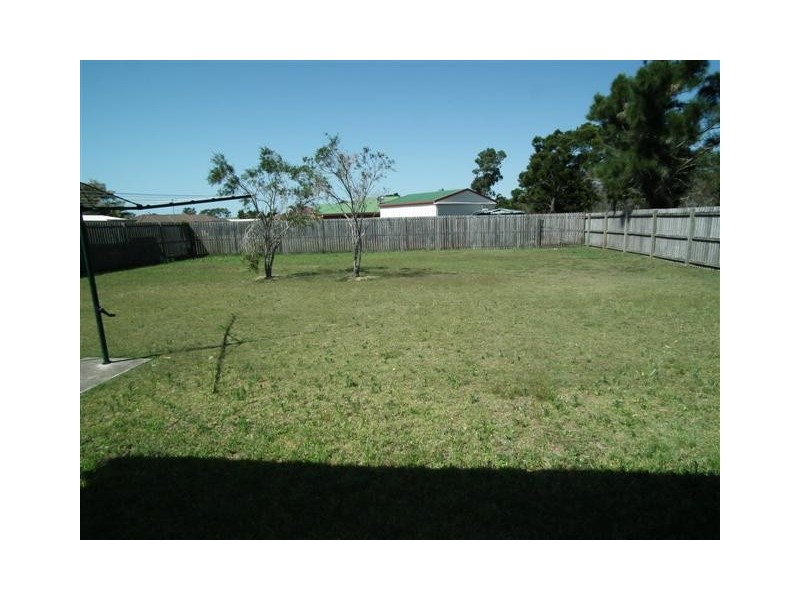 70 Banksia Street, Point Vernon QLD 4655