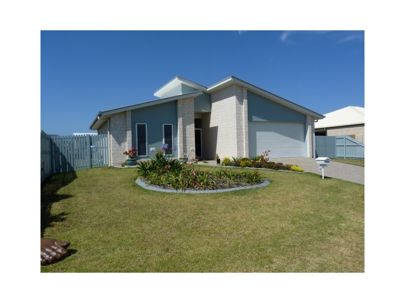 10 Duke Court, Urraween QLD 4655